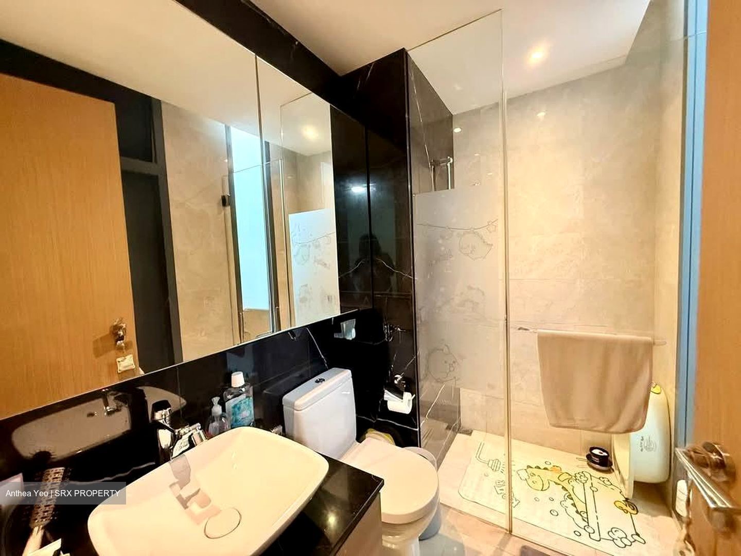 Belgravia Villas (D28), Terrace #602715111
